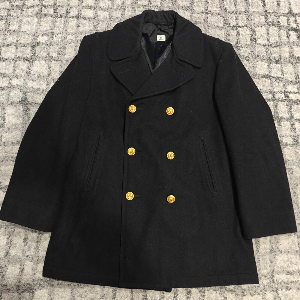 Vintage US Navy USN Wool Peacoat Overcoat Mens 42R Gold Eagle Buttons Triton 87
